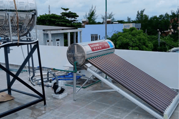 SO SÁNH MÁY NĂNG LƯỢNG ĐẠI THÀNH PPR VÀ INOX 304/316 4 Máy nước nóng năng lượng mặt trời Đại Thành 160litvigo 316